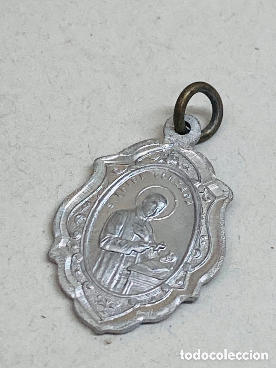 Antig&uuml;edades: Medalla de metal religioso - Foto 1
