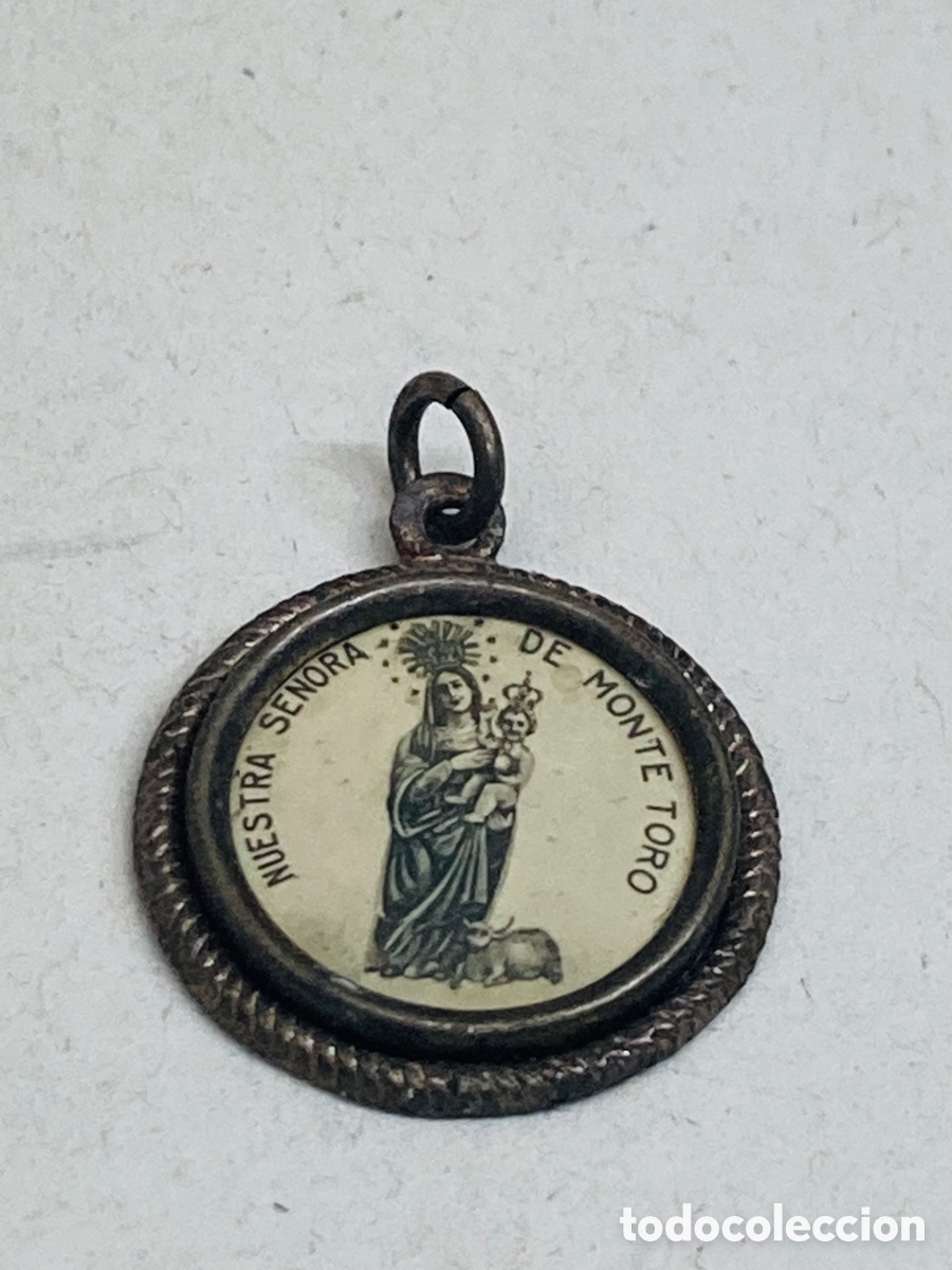 Antig&uuml;edades: Medalla de metal religiosa/c32 - Foto 1