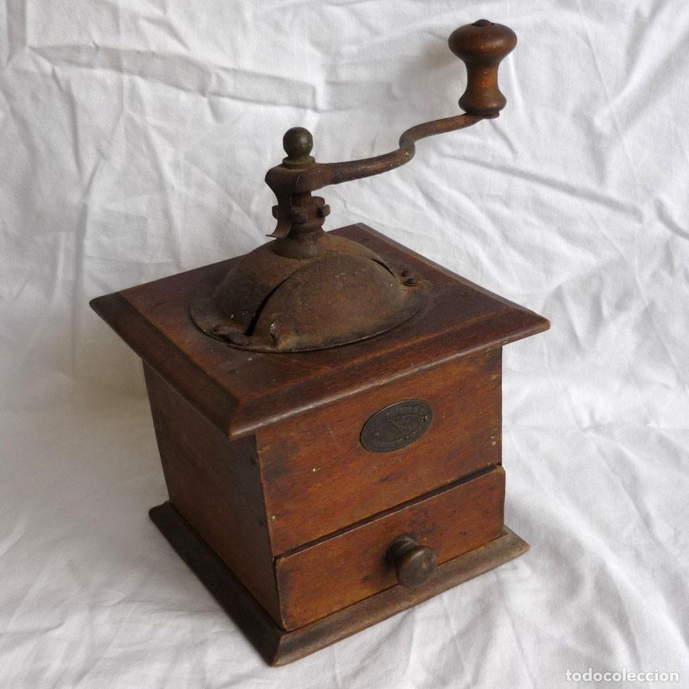 Antig&uuml;edades: Antiguo molinillo de madera Japy Freres - Foto 1
