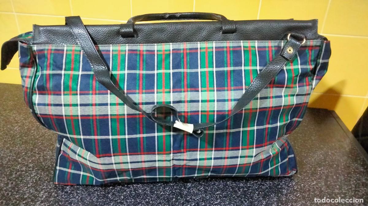 Antig&uuml;edades: bolso de viaje nuevo - Foto 2