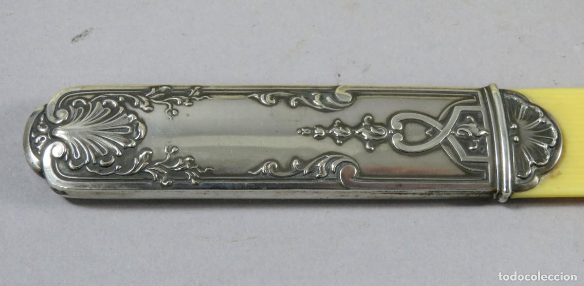 Antig&uuml;edades: Plegadera Mongrand con mango de plata en estuche original Ff s.XIX - Foto 6