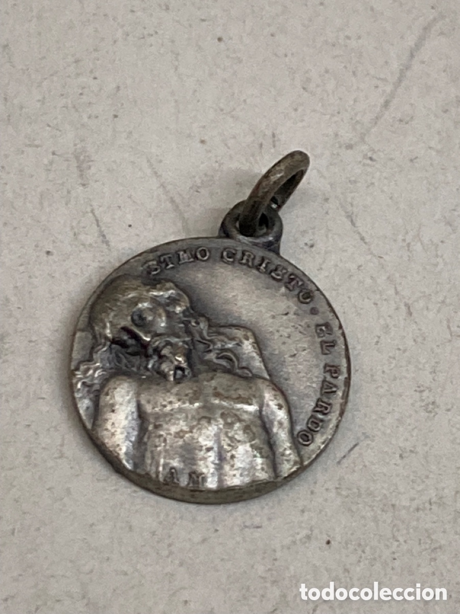 Antig&uuml;edades: Medalla de metal religioso - Foto 1