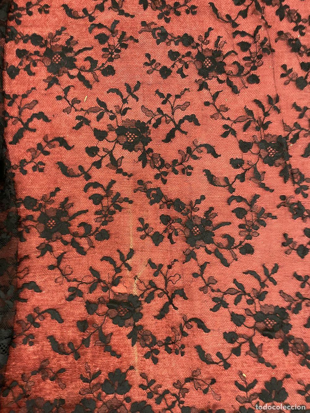Antig&uuml;edades: MANTILLA RECTANGULAR. BORDADA A MANO. ESPA&Ntilde;A. SIGLO XIX - Foto 10