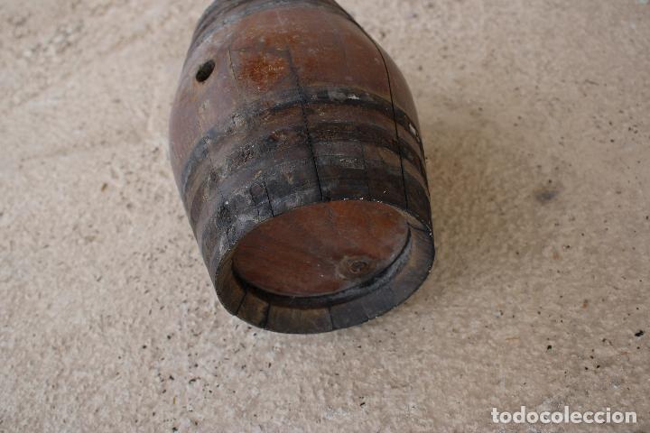 Antig&uuml;edades: tonel peque&ntilde;o - Foto 4