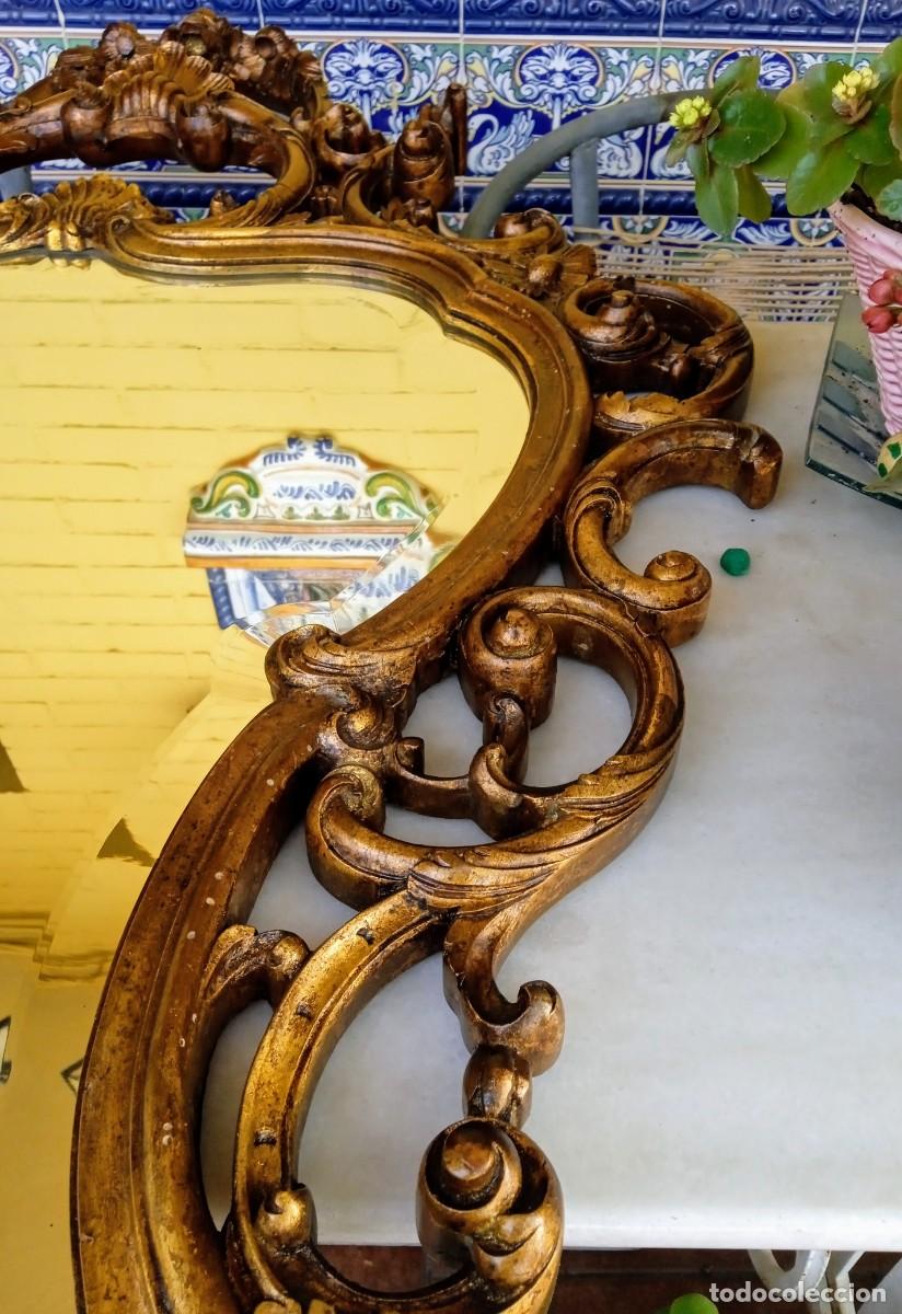 Antig&uuml;edades: Marco antiguo tallado con espejo biselado - Foto 6