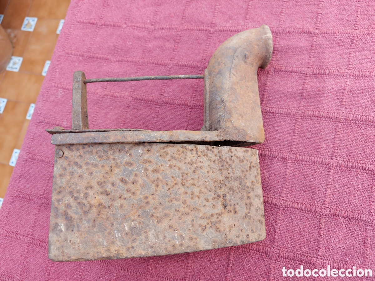 Antig&uuml;edades: PLANCHA DE CARBON ANTIGUA - Foto 12