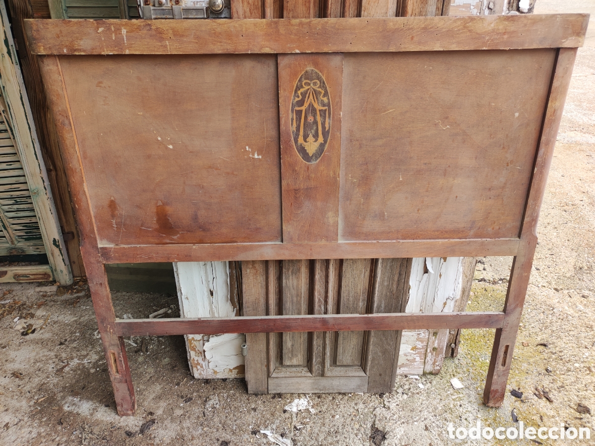 Antig&uuml;edades: Cabecero de cama para restaurar - Foto 1