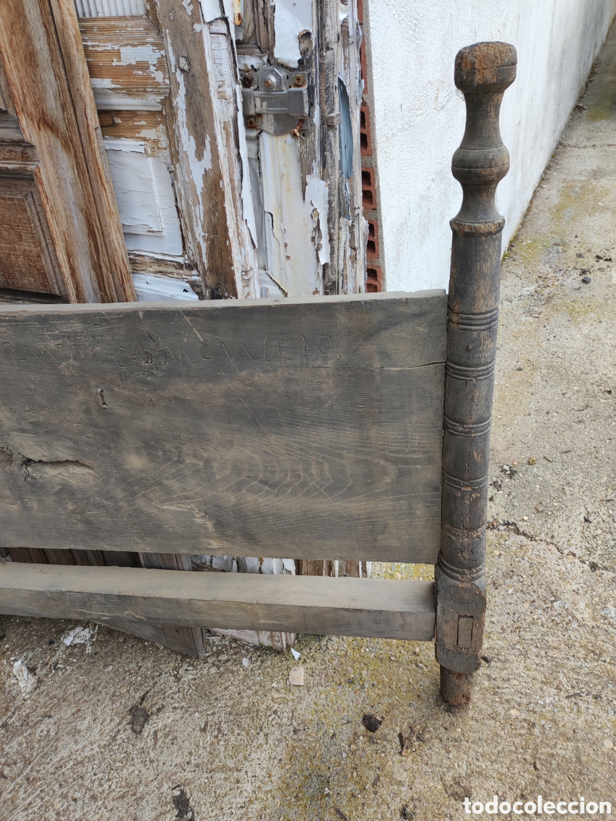 Antig&uuml;edades: Cabecero de cama para restaurar - Foto 3