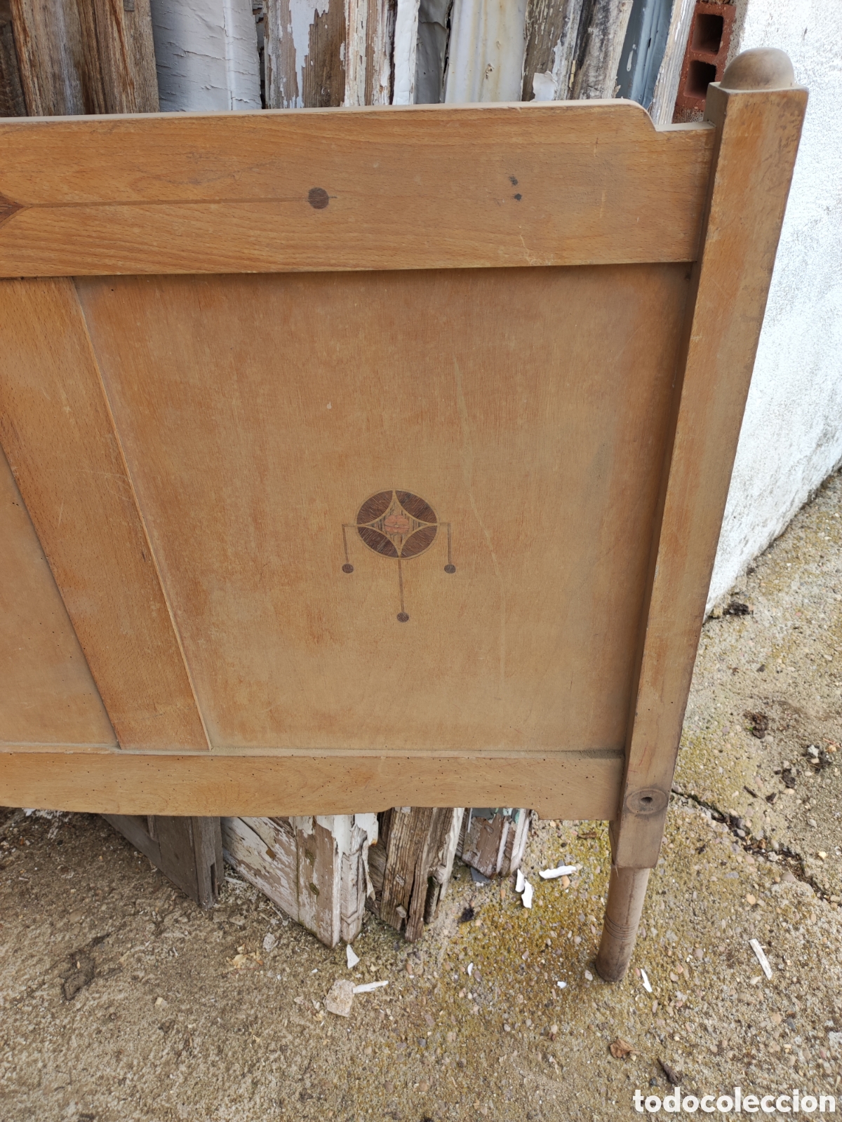 Antig&uuml;edades: Cabecero de cama para restaurar - Foto 3