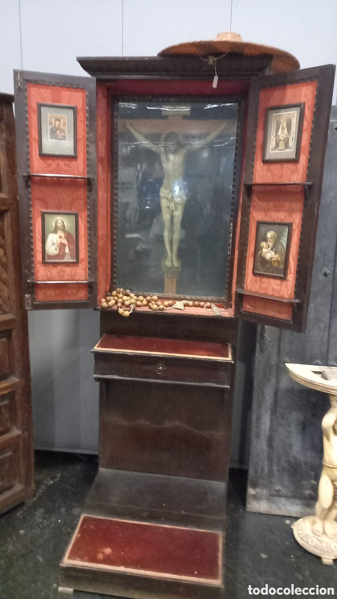 Antig&uuml;edades: Reclinatorio - Foto 2