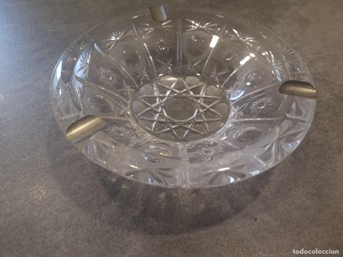 Antig&uuml;edades: cenicero de cristal y plata - Foto 1