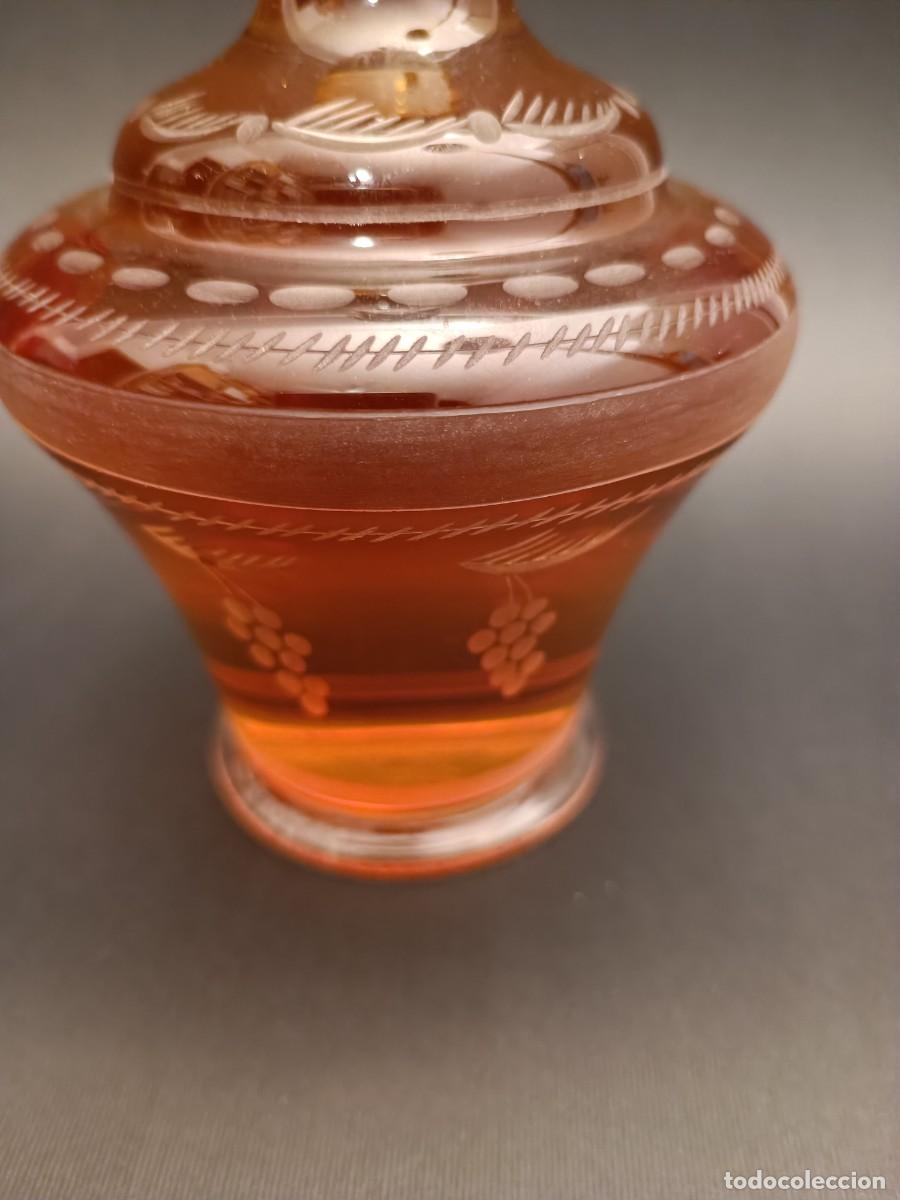 Antig&uuml;edades: BOTELLA S.XIX EN CRISTAL NUMERADA DE LA GRANJA ? - Foto 2