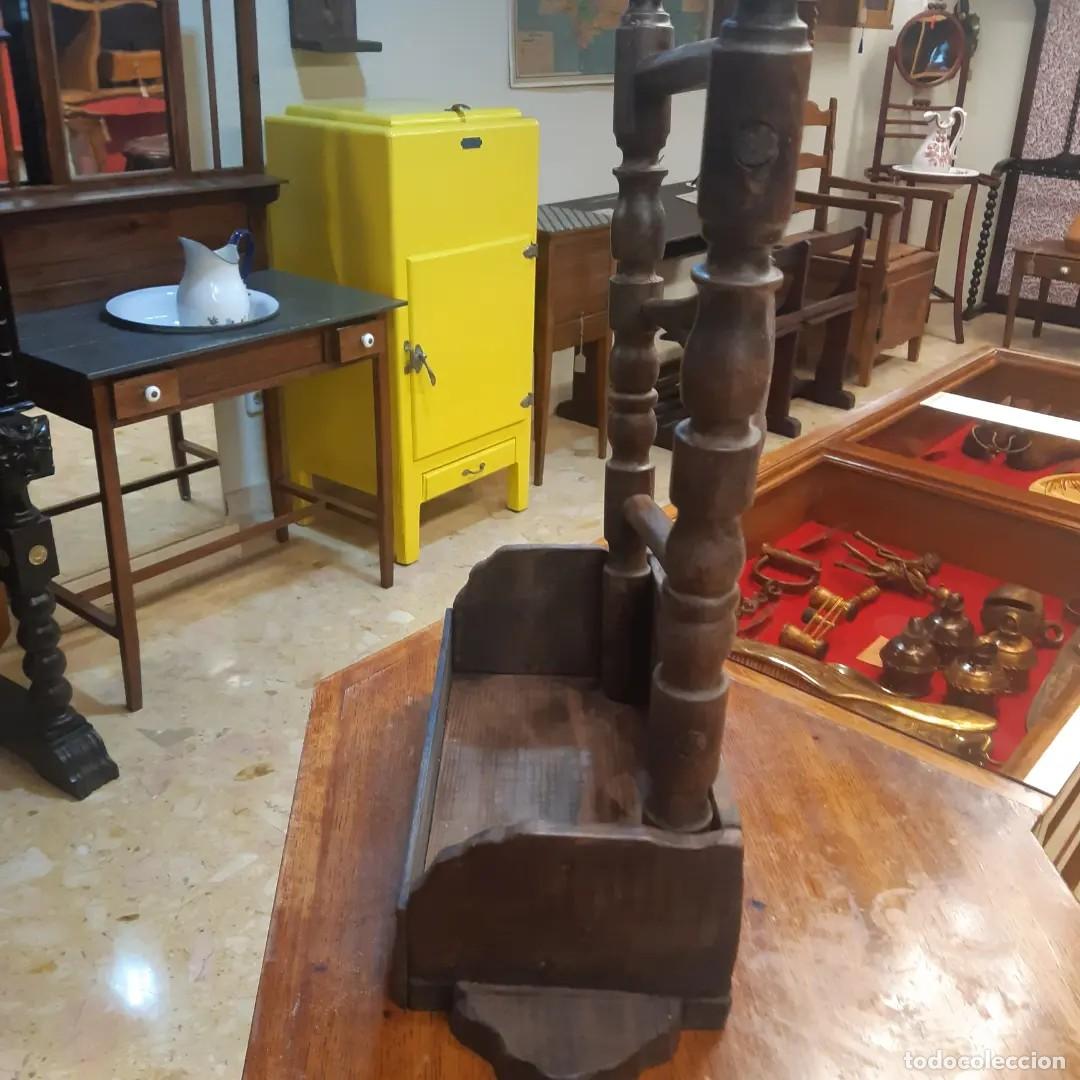 Antig&uuml;edades: MUEBLE SINGULAR HECHO CON RESTOS DE SILLA - Foto 4