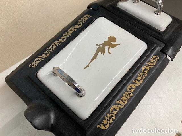 Antig&uuml;edades: Carbonera de hierro esmaltada blanca - Foto 4