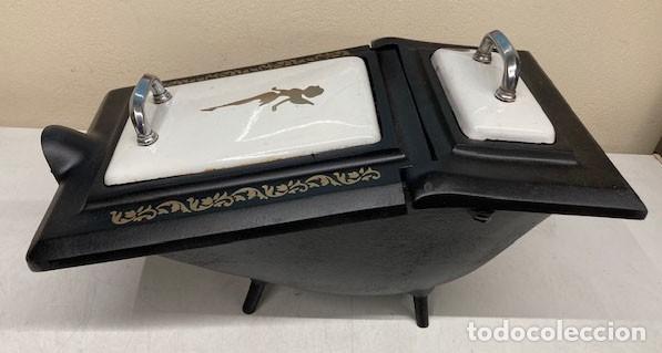 Antig&uuml;edades: Carbonera de hierro esmaltada blanca - Foto 5