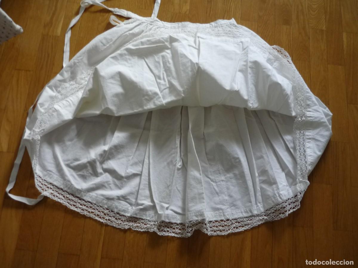 Antig&uuml;edades: Falda combinaci&oacute;n encaje de bolillos - Foto 13
