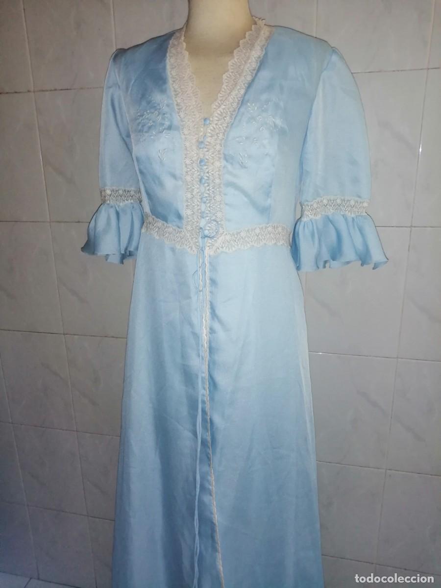 Antig&uuml;edades: Bata y camis&oacute;n vaporoso - Foto 2