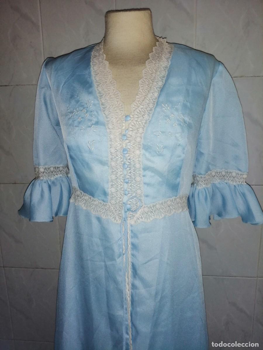 Antig&uuml;edades: Bata y camis&oacute;n vaporoso - Foto 3