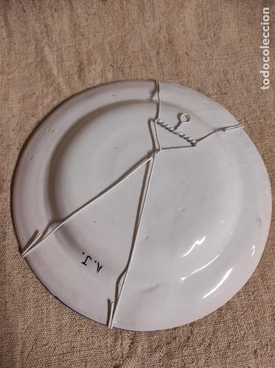 Antig&uuml;edades: plato de manises - Foto 2