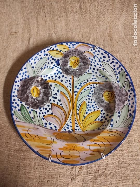 Antig&uuml;edades: plato de manises - Foto 1