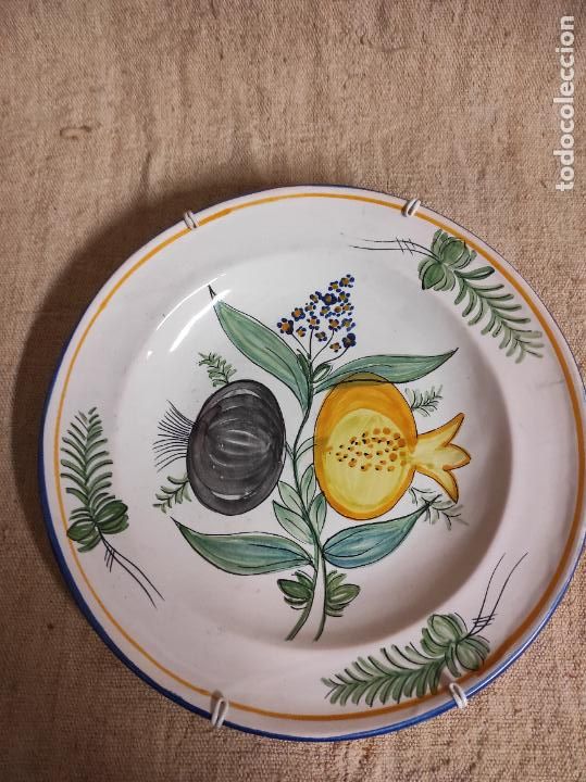 Antig&uuml;edades: plato de manises - Foto 1
