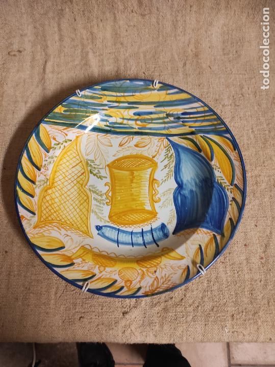 Antig&uuml;edades: plato de manises - Foto 1