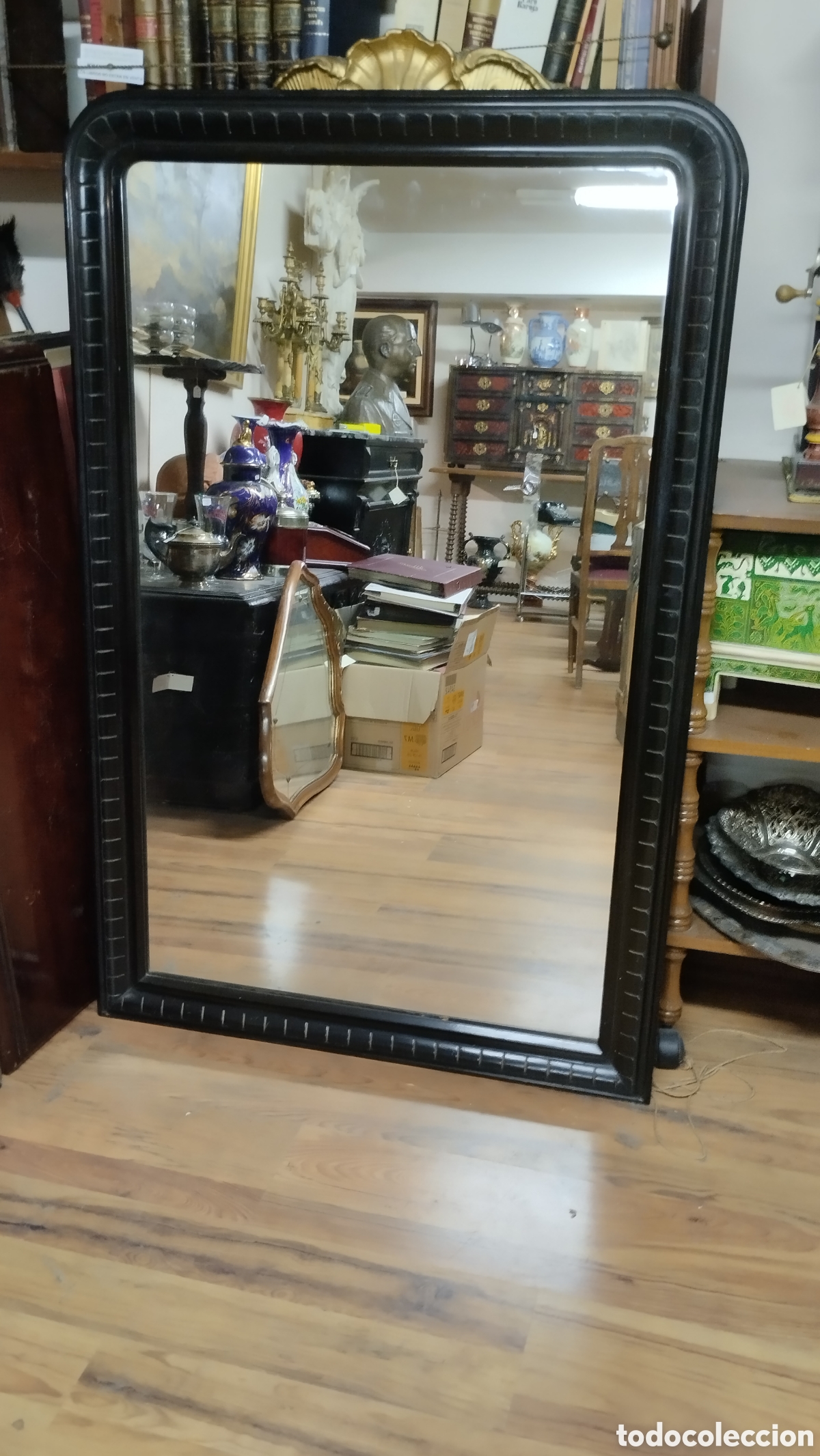 Antig&uuml;edades: Espejo Gran tama&ntilde;o en madera ebonizada. - Foto 1