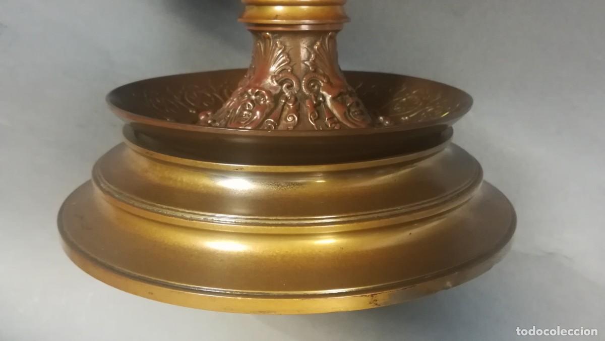 Antig&uuml;edades: CENTRO DE MESA TROFEO PLATO DE CALAMINA Y LATON - Foto 12