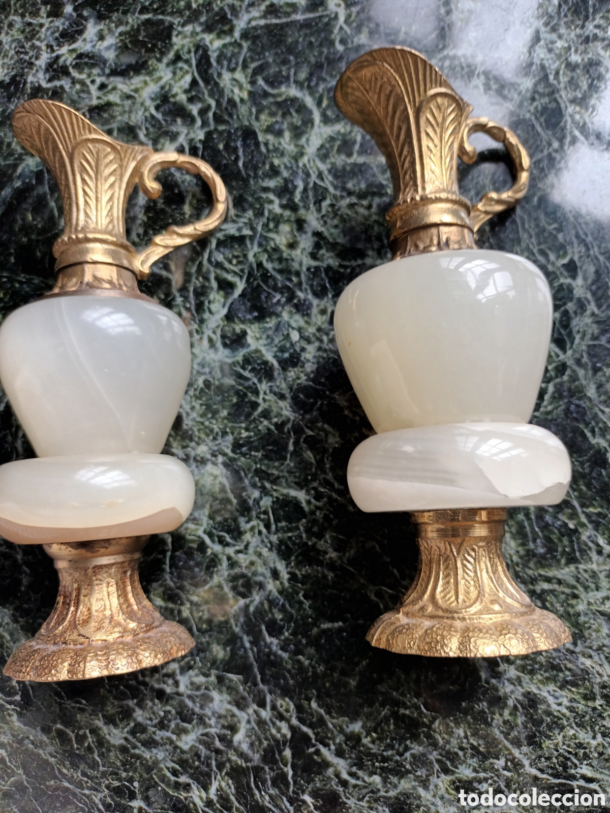 Antig&uuml;edades: 2 jarrones de bronce y &iquest; alabastro? - Foto 1