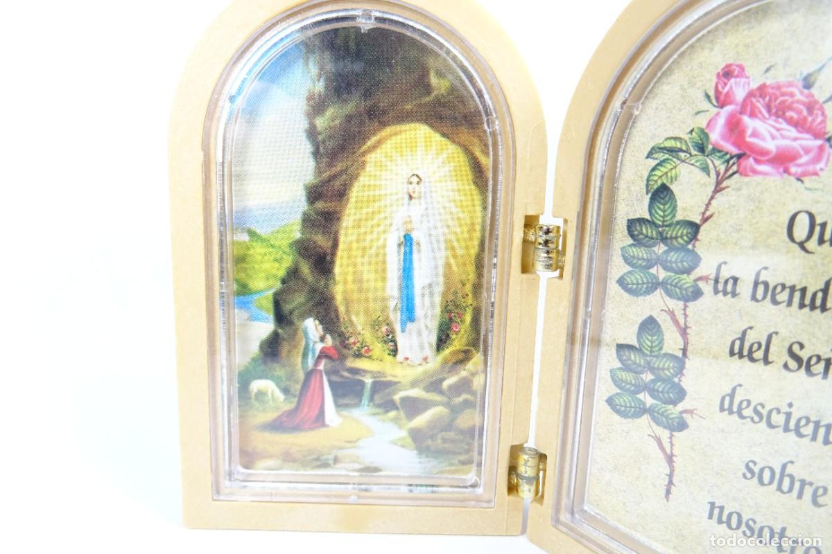 Antig&uuml;edades: Icono doble en madera de la Virgen de Lourdes - Foto 3