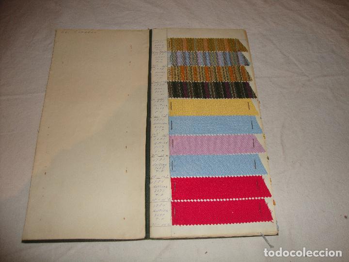 Antig&uuml;edades: LIBRETA MUESTRAS TEJIDOS TEXTIL CORBERA S A - Foto 1