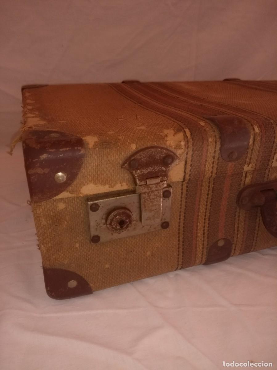 Antig&uuml;edades: Maleta de cart&oacute;n - Foto 7