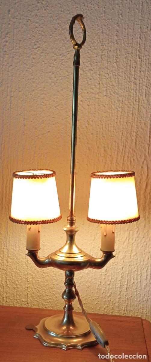 Antig&uuml;edades: CANDIL ANTIGUO DE BRONCE, ELECTRIFICADO - Foto 2
