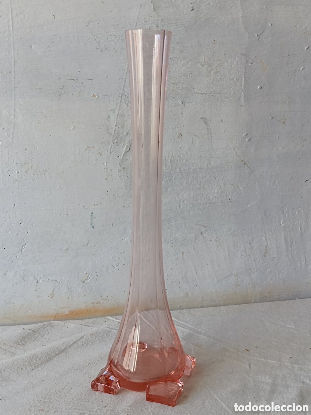 Antig&uuml;edades: Florero soliflore cristal color rosa - Foto 6