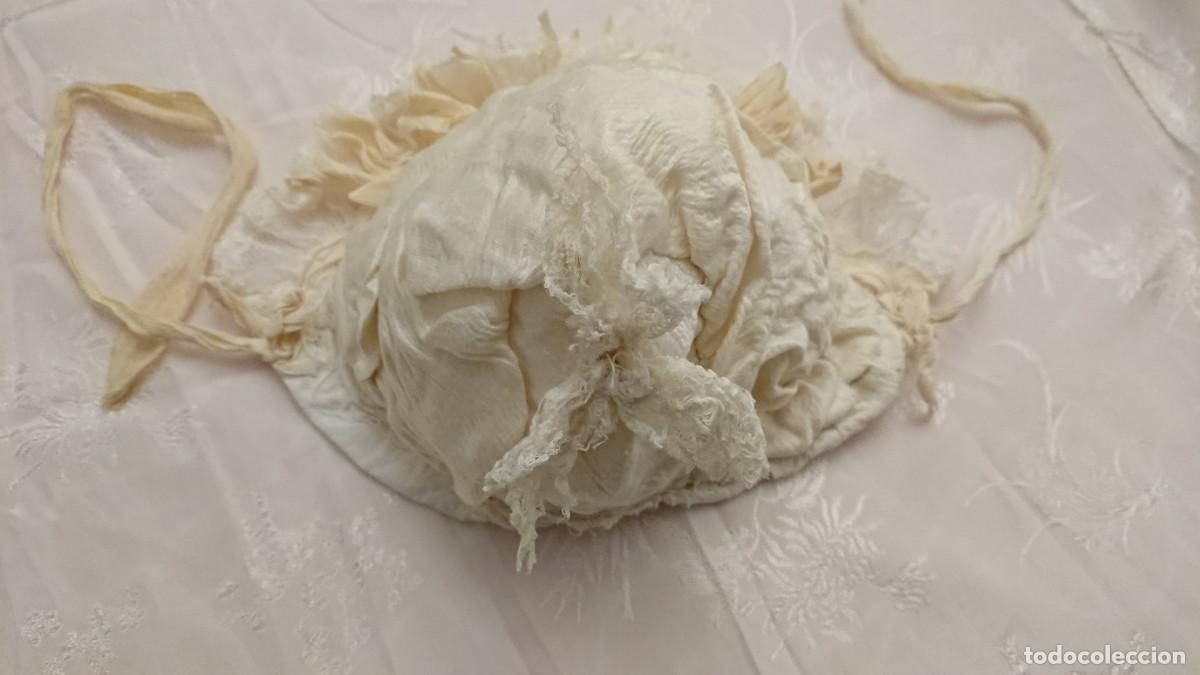 Antig&uuml;edades: GORRO DE BEB&Eacute; DE CEREMONIA - Foto 10