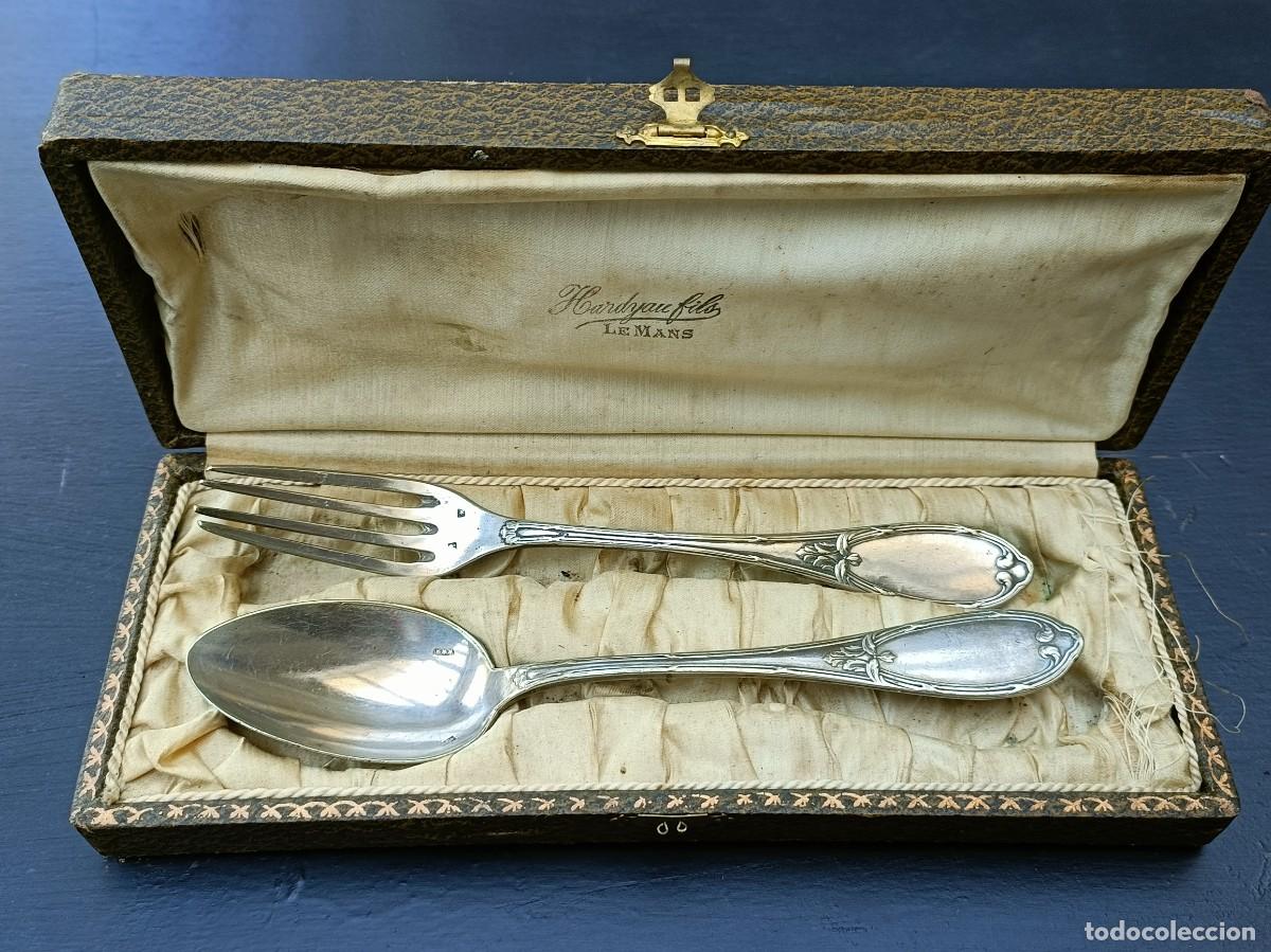 Antig&uuml;edades: Antiguos dos cubiertos en estuche con marcaje - Foto 1