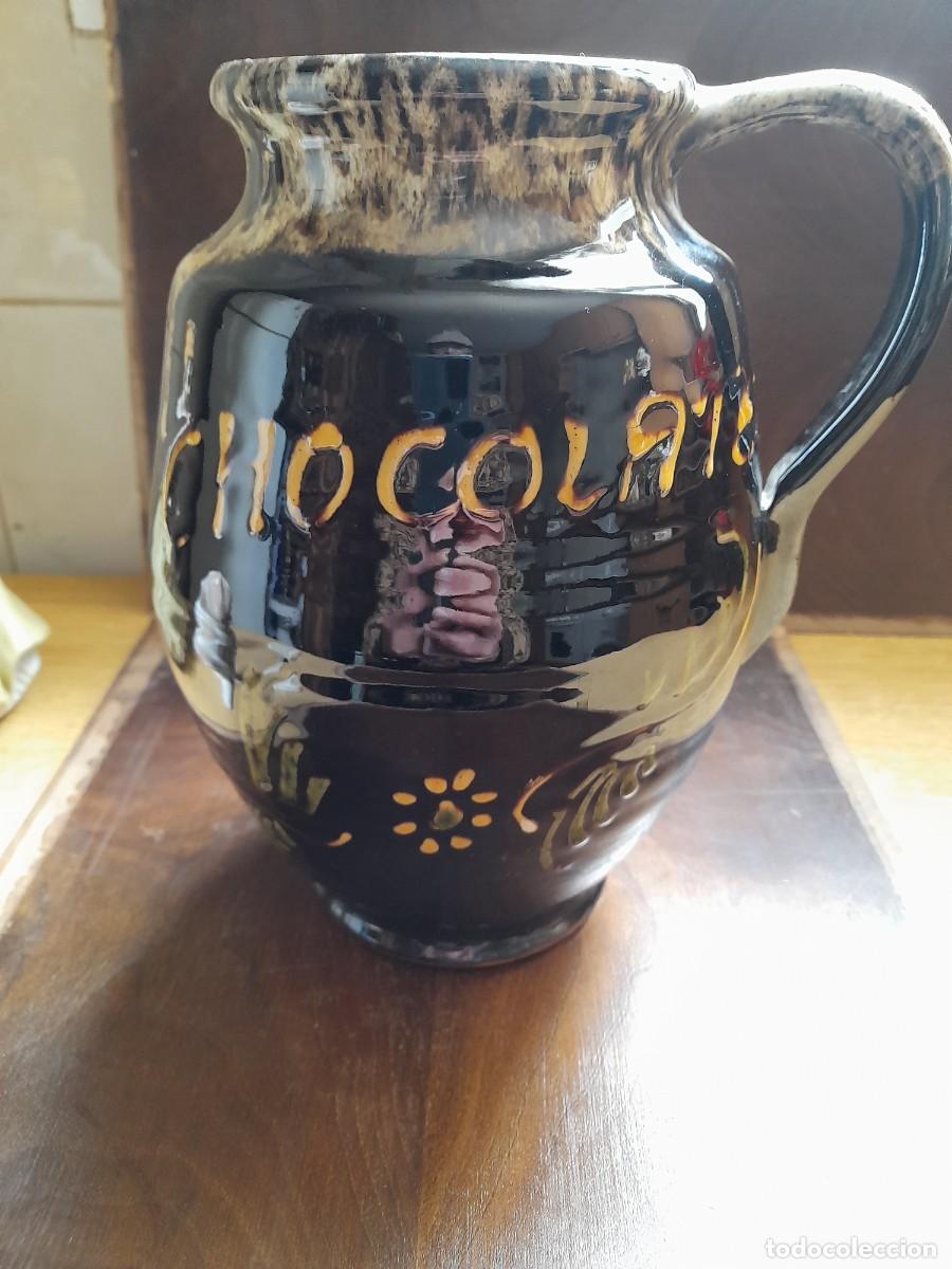 Antig&uuml;edades: Jarra con dos asas para el chocolate decorada - Foto 4
