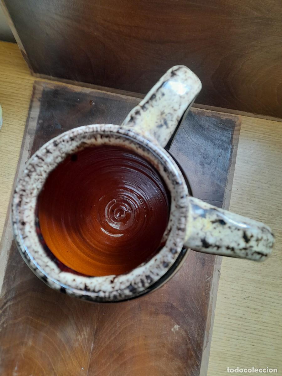 Antig&uuml;edades: Jarra con dos asas para el chocolate decorada - Foto 5