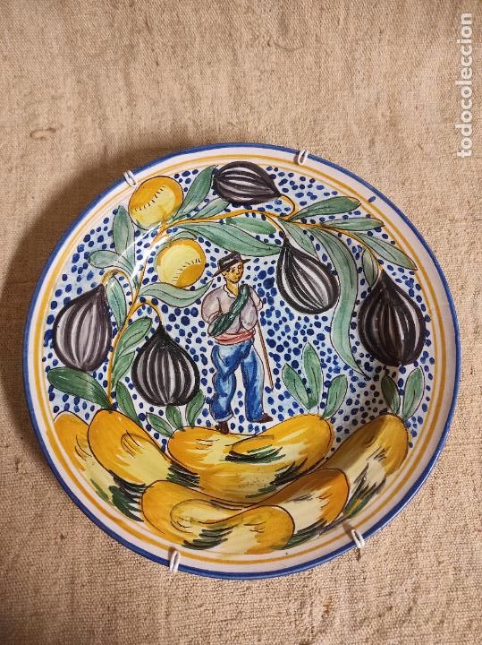 Antig&uuml;edades: plato de manises - Foto 1