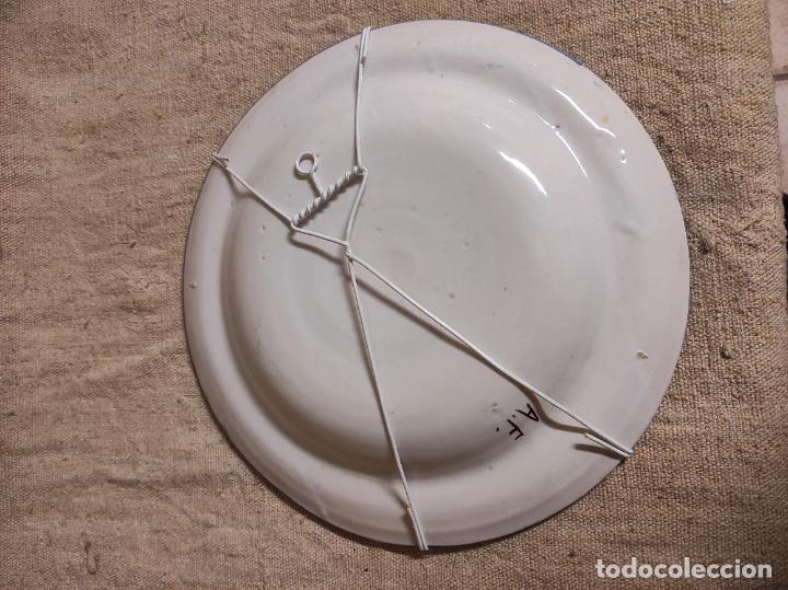 Antig&uuml;edades: plato de manises - Foto 2