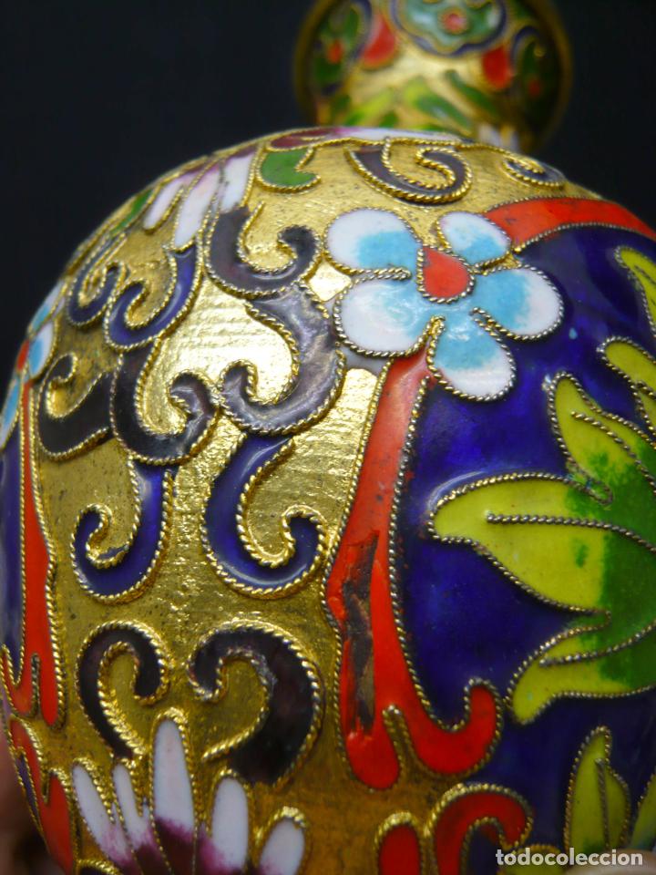 Antig&uuml;edades: Magnifico jarron dor&eacute; ormolu cloisonne esmaltes - Foto 5