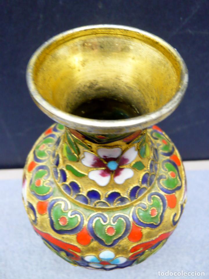 Antig&uuml;edades: Magnifico jarron dor&eacute; ormolu cloisonne esmaltes - Foto 6