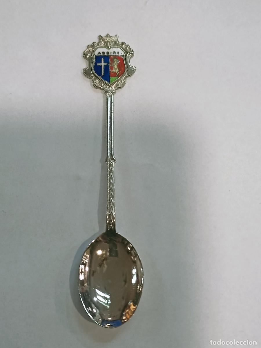 Antig&uuml;edades: Cucharilla souvenirs en plata 800. REF-1390 - Foto 1