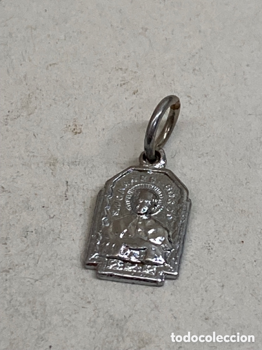 Antig&uuml;edades: Medalla religiosa met&aacute;lica - Foto 1