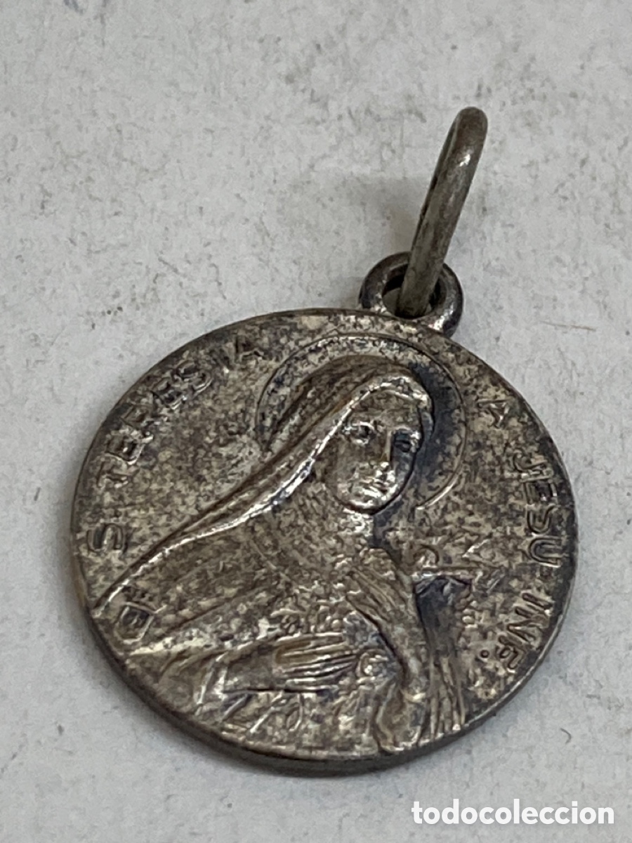 Antig&uuml;edades: Medalla religiosa met&aacute;lica - Foto 1