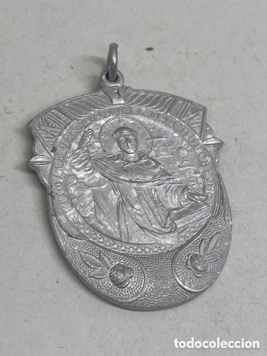 Antig&uuml;edades: Medalla religiosa met&aacute;lica - Foto 1