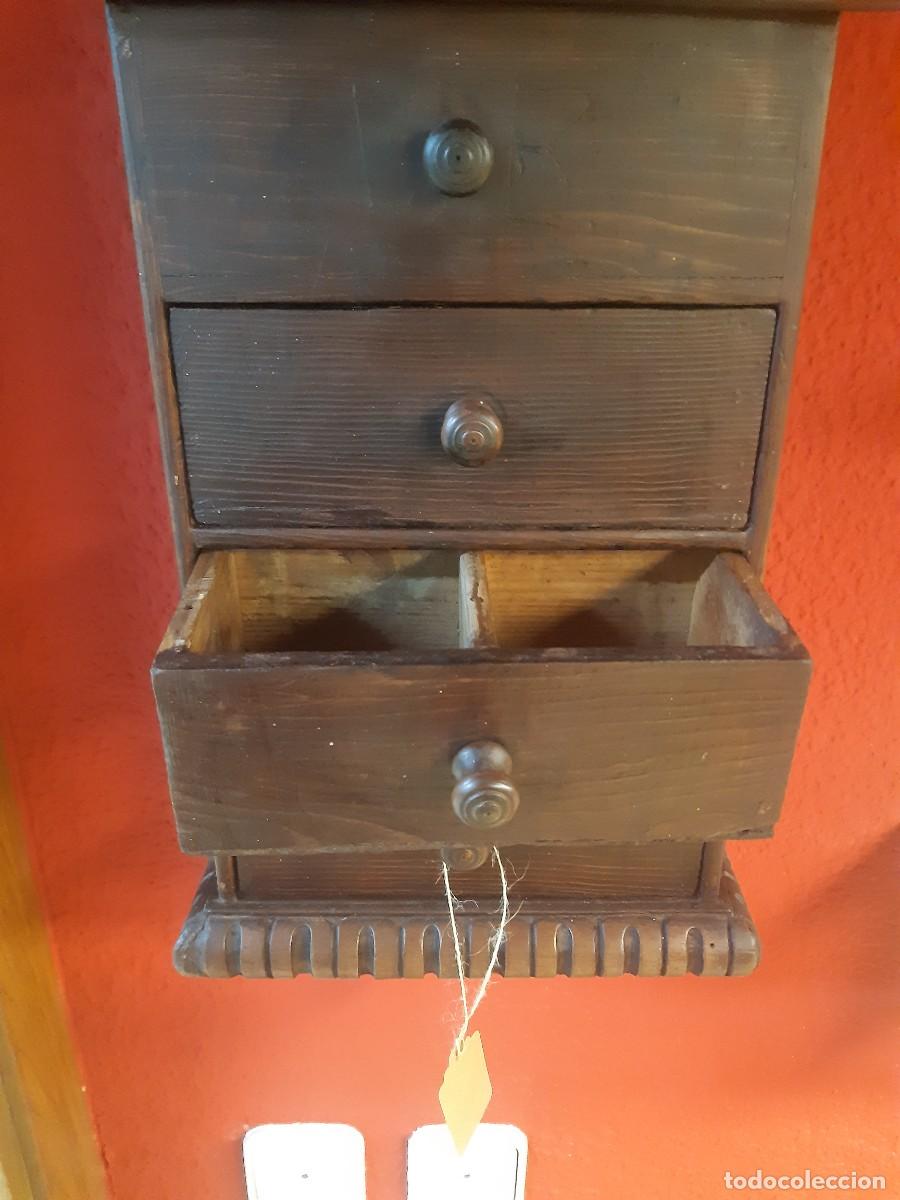 Antig&uuml;edades: ESPECIERO CON CAJONES Y TAPA. - Foto 3