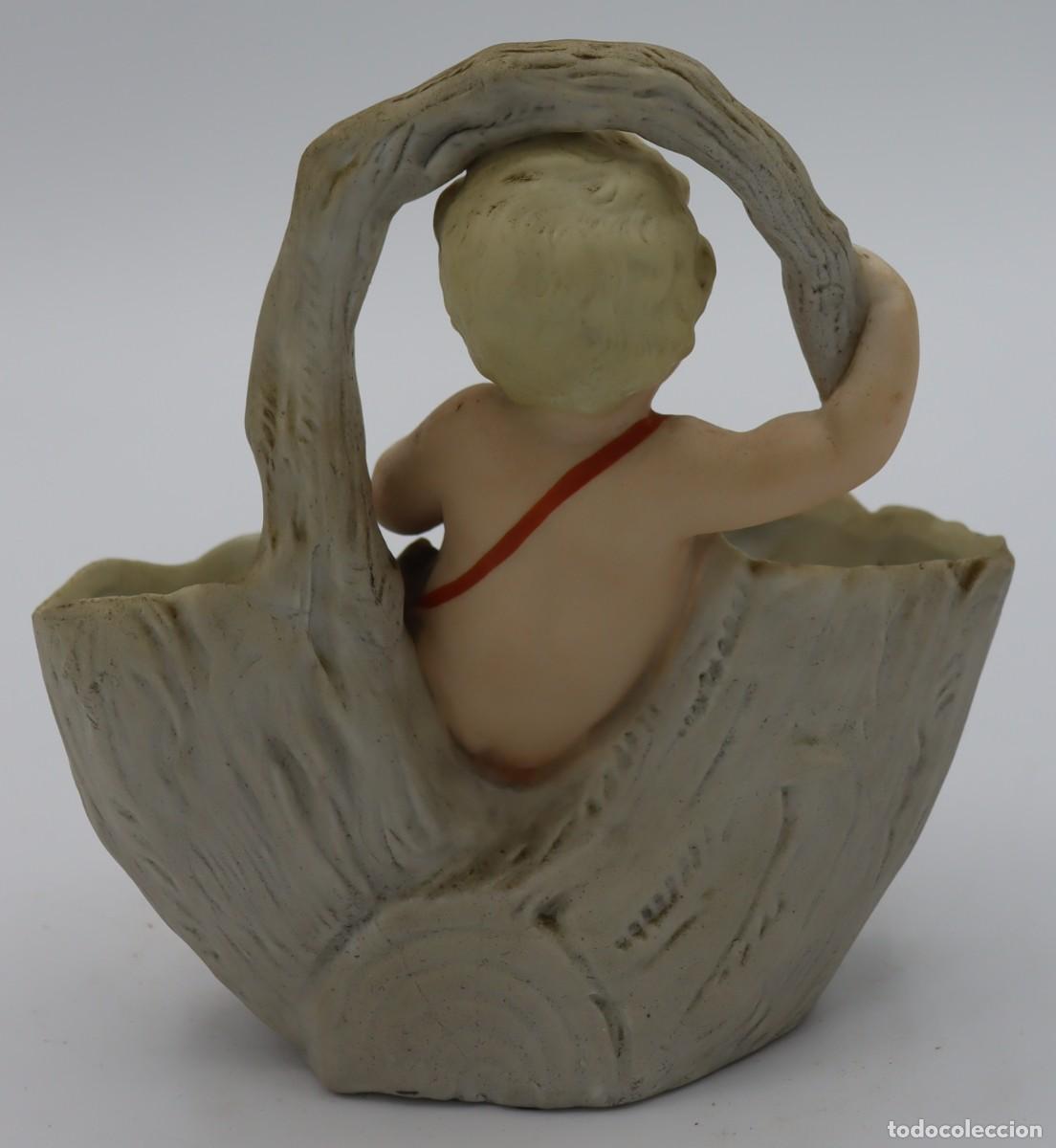 Antig&uuml;edades: Figura de porcelana de biscuit - Foto 3