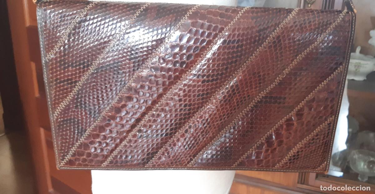 Antig&uuml;edades: ANTIGUO BOLSO DE PIEL MARR&Oacute;N. - Foto 2