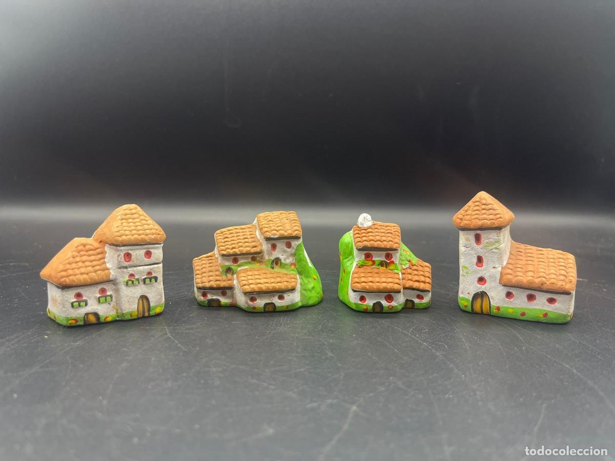 Antig&uuml;edades: JUEGO DE 4 CASITAS DE ARCILLA - Foto 4